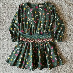 next 3 - 4 years animals dress